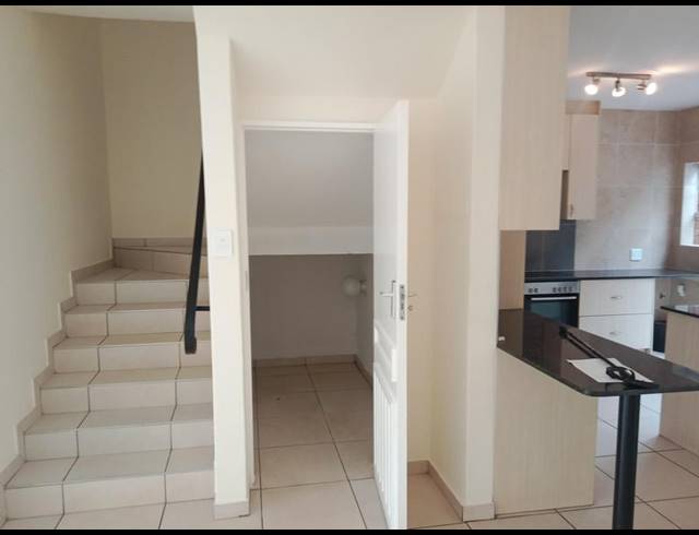 3 BEDROOM APARTMENT FOR SALE IN BEDFORD GARDENS